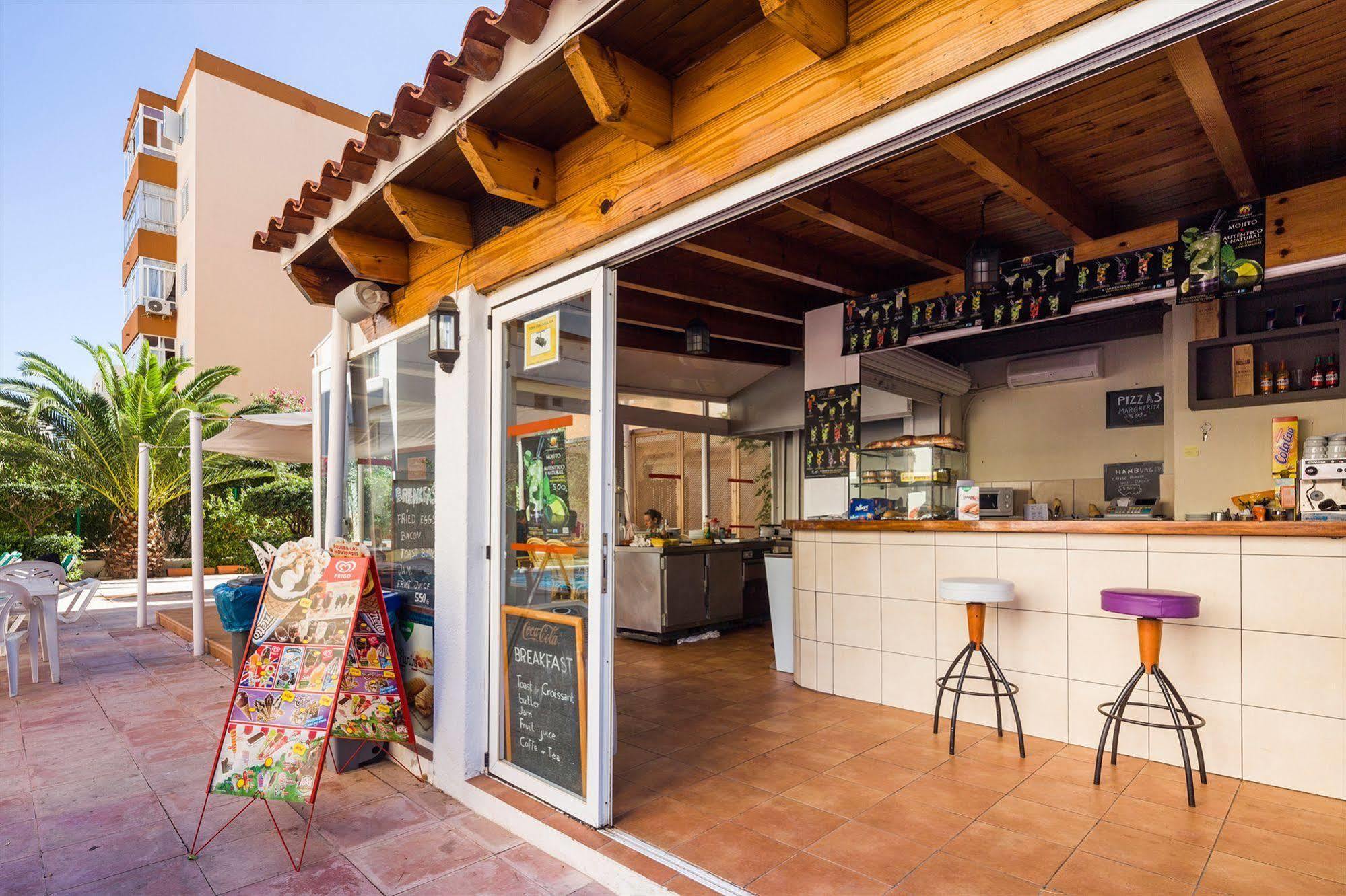 Apartamentos Arlanza - Only Adults Playa d'en Bossa Exterior foto